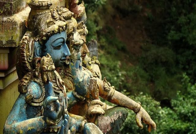 Seetha Amman Kovil – A Sacred Ramayana Temple in Nuwara Eliya. - Photo 2