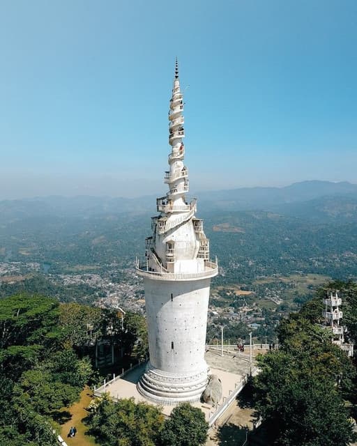 Ambuluwawa Tower: Sri Lanka’s Spiral Wonder