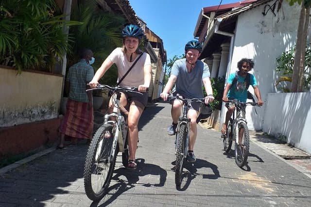 Cycling Tours in Galle Fort – Explore Sri Lanka’s Colonial Gem on Two Wheels - Photo 4
