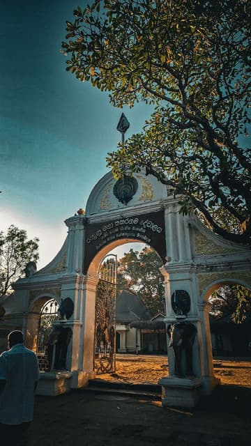 Katharagama Temple – Sacred Crossroads of Faith - Photo 3