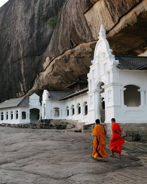 Dambulla Cave Temple – UNESCO World Heritage Site