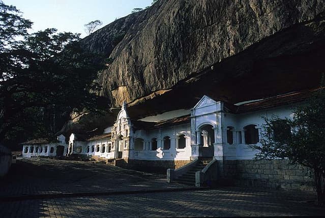 Dambulla Cave Temple – UNESCO World Heritage Site - Photo 8